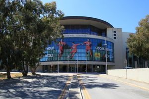 밀레니엄 스탠드 입구