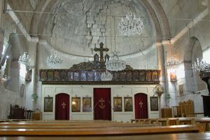 샤스텔 블랑 내부의 교회