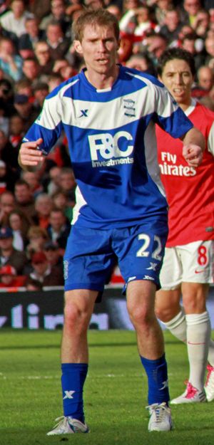 2010년 버밍엄에서 전 소속팀 아스널을 상대로 뛰는 흘레프