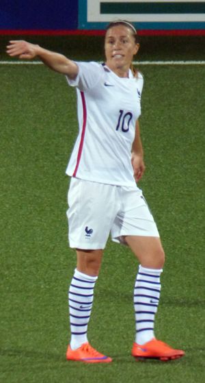 2015년 5월 프랑스 국가대표팀에서 뛰고 있는 카미유 아빌리