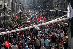 비고에서 열린 민족주의 시위