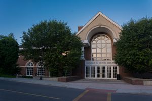 콘래드 N. 힐튼 도서관