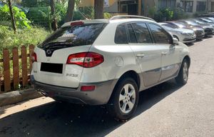 르노삼성 QM5(전기형) 후측면