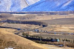 부그트(Bugt) 근처 후룬베이얼 내몽골의 빈저우 철도