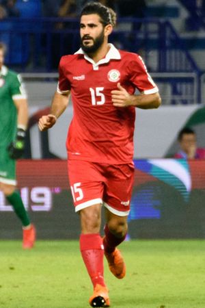 알 아헤드의 주장 하이탐 파우르가 2019년 AFC 아시안컵에서 레바논 축구 국가대표팀과 함께