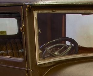 스티어링 휠 안에 기어 변속 링이 있는 볼리 타입 F 토르페도