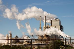 웨스트록 제지 공장.