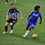 2015년 1월 10일 첼시와의 경기에서 윌리안을 마크하는 콜백