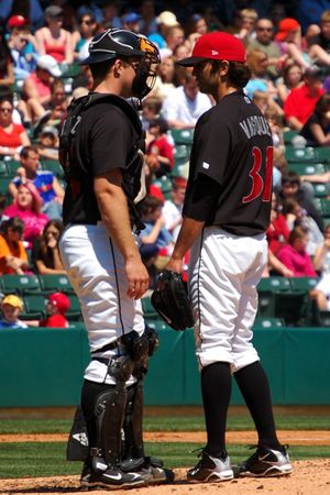 2009년 버질 바스케스와 함께 있는 크라츠 (왼쪽)