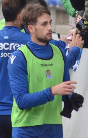 2018년 레알 소시에다드에서 훈련 중인 야누자이