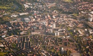 북쪽에서 본 올덤 타운 센터 조감도