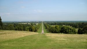 스노우 힐에서 바라본 롱 워크, 윈저 성 방향