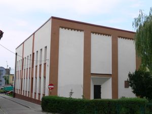 타르노브제크 시나고그