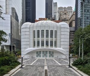 2023년 8월에 촬영된 세인트 니콜라스 그리스 정교회