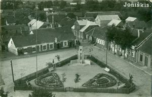 1929년 독립 광장의 모습, 게디미나스 기둥과 야기엘로 십자가가 보인다