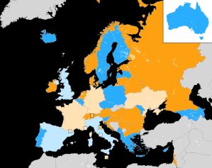 결선에 자동 진출하며 제2 세미 결선에서 투표하는 국가}}