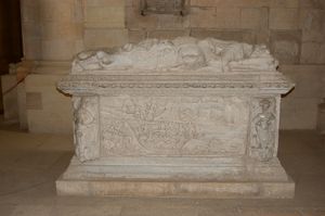 알바율리아 성 미카엘 대성당에 있는 야노시 지그몬드의 무덤(현재 루마니아의 알바율리아)