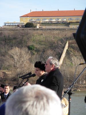 노비 사드 습격 70주년 기념식에 참석한 주로프