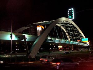 헤이나우두 지 올리베이라 고가교