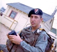 화이트 스타 작전에서의 Project 404에 참가하는 제7특수부대 그룹 대원(1970년)