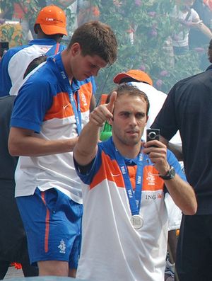 휜텔라르와 마테이선(오른쪽)