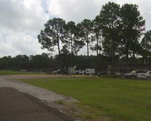 2005년 기준 헌츠빌 최대 고용주인 텍사스 형사 사법부의 행정 본부인 BOT 단지