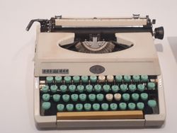 공병우식 자판 배열(세벌식)을 사용한 타자기