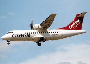 1993년 단종된 CityFlyer Express를 위해 운항했던 전 Titan Airways ATR42-300.