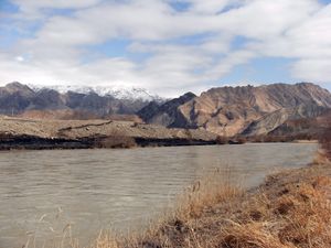 줄파 근처의 아라스강