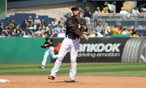 피츠버그는 전체 11순위로 닐 워커를 지명했다. 그는 2014년 실버 슬러거를 2루수로 수상했다.