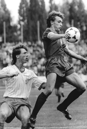 로트바이스 에르푸르트 활약 시절의 링케 (왼쪽)