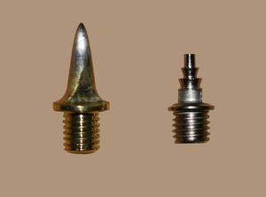 니들 스파이크와 컴프레션 티어 핀 비교