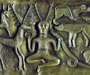 군데스트루프 솥에 있는 "체르눈노스" 형 뿔 달린 형상