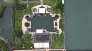 이란 현 자오시 향의 양어장의 항공 조감도. 2022년 12월.