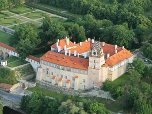 브란디스 나트 라벰 성