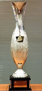 2011년부터 2015년까지 사용된 트로피