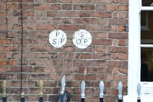 헤리퍼드의 성 베드로와 성 오웬 교구 경계 표지판