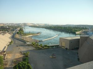 이집트 아스완 로우 댐에서 바라본 나일강