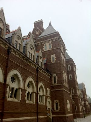 롱 워크 건물의 3,290만 달러 규모의 개조 및 복원 공사의 일부인 시버리 홀