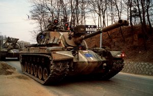 1989년 3월 24일 팀스피리트 89 훈련에 참가한 대한민국 국군의 M48A3K 전차. 나미나라 공화국은 이와 같은 기종의 전차를 인수받았다.