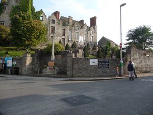 헤이온와이 성과 전쟁 기념관