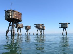 먼셀 요새(Maunsell Forts) 중 하나인 시버링 샌즈(Shivering Sands / U7).