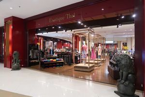 4층의 엑소티크 타이