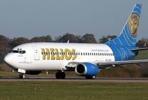 헬리오스 항공 522편 추락 사고 기체인 5B-DBY기가 런던 루턴 공항에 착륙하는 모습 (2004년)