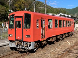 키하 120형 기동차 (빈고오치아이역 2024년 11월 3일)