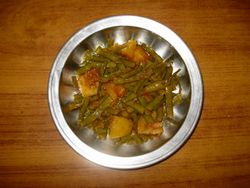 인도에서는 구아르 사브지나 구아르 카레와 같은 요리로 구아를 먹는다.