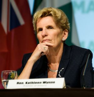 2018년 온타리오 지방 자치 협회 회의에 참석한 윈