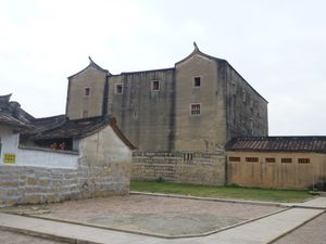 자오자바오의 주요 건물인 완비루