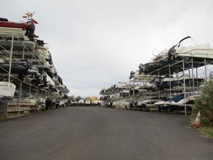 마리나 아본(Marina Ambonne), 포르 라노(Port Lano)의 랙식 드라이 포트, 북쪽의 누드 단지