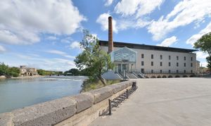 주교의 제분소, (기초 13세기 - 2010)